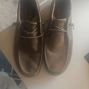 Mens Sketchers, Size 13